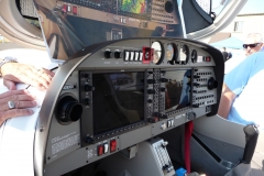 DA40 cockpit